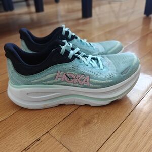 Hoka One Bondi 9 Women Size 7.5 B